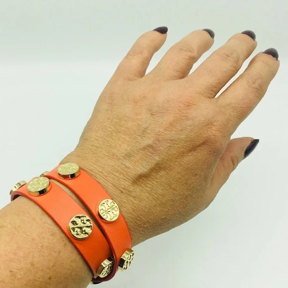 Tory Burch | Jewelry | Tory Burch Double Wrap Logo Signature  display picture 2